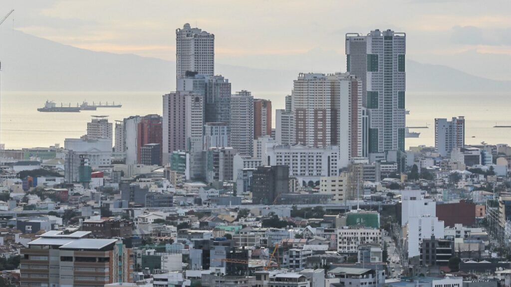 Less than half of foreign POGO workers downgraded visas before deadline