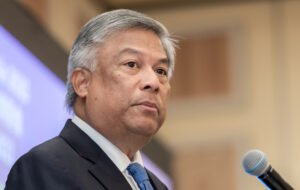 Pagcors chairman and chief executive Alejandro Tengco b